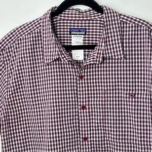 Patagonia Men’s Casual Short Sleeves Plaid Button Up Shirt Size XL S27